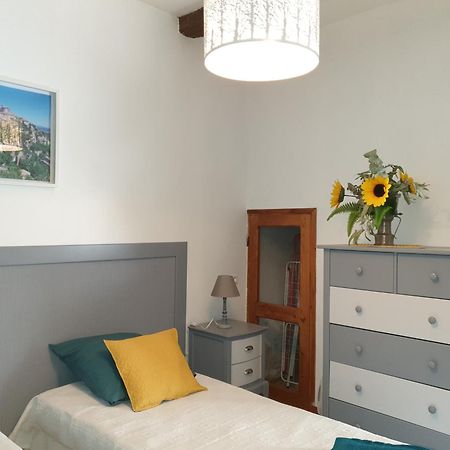 L'Angelus, Gite De Charme Au Coeur Du Vieux Village De Sablet Exterior foto