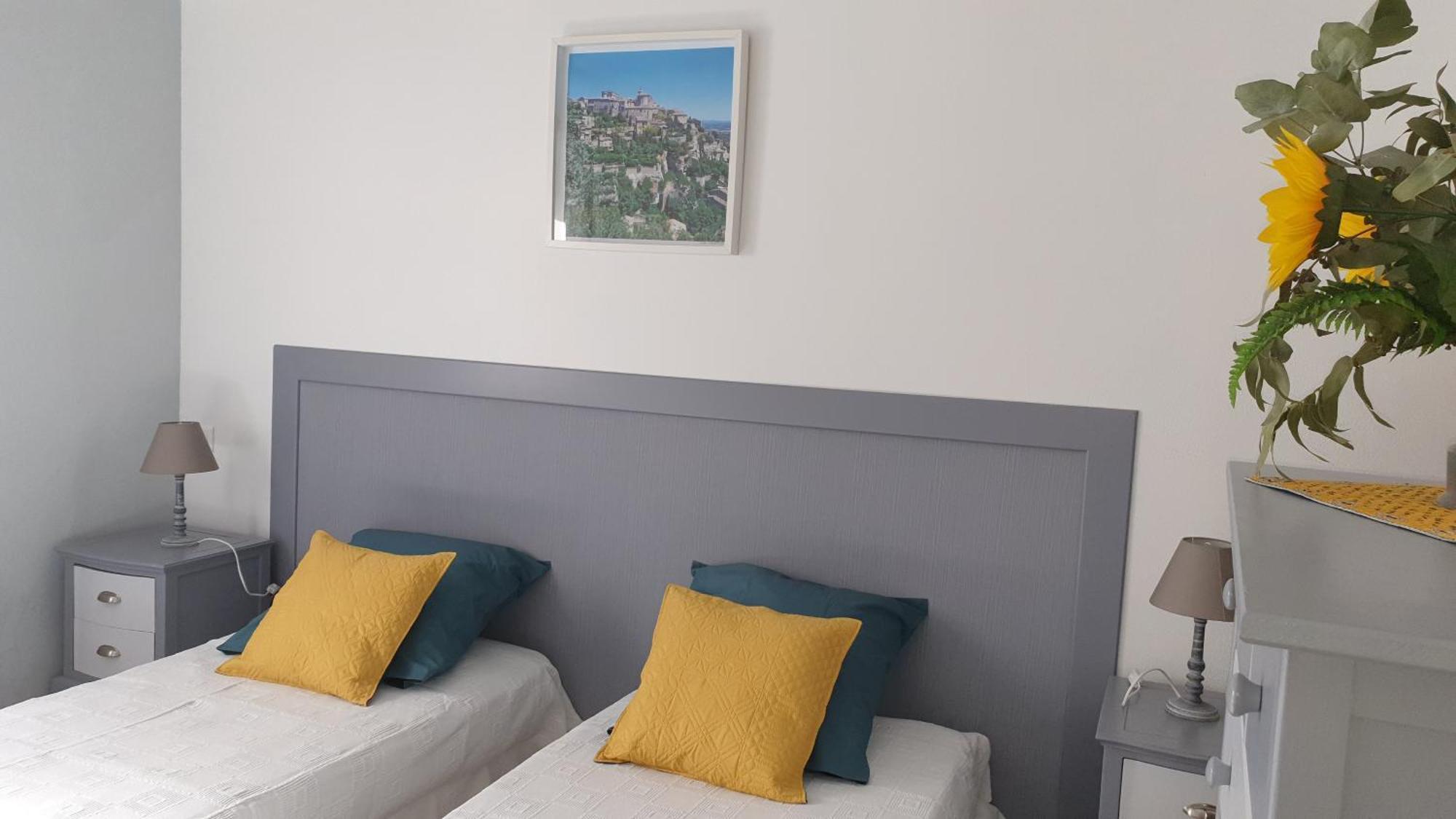 L'Angelus, Gite De Charme Au Coeur Du Vieux Village De Sablet Exterior foto